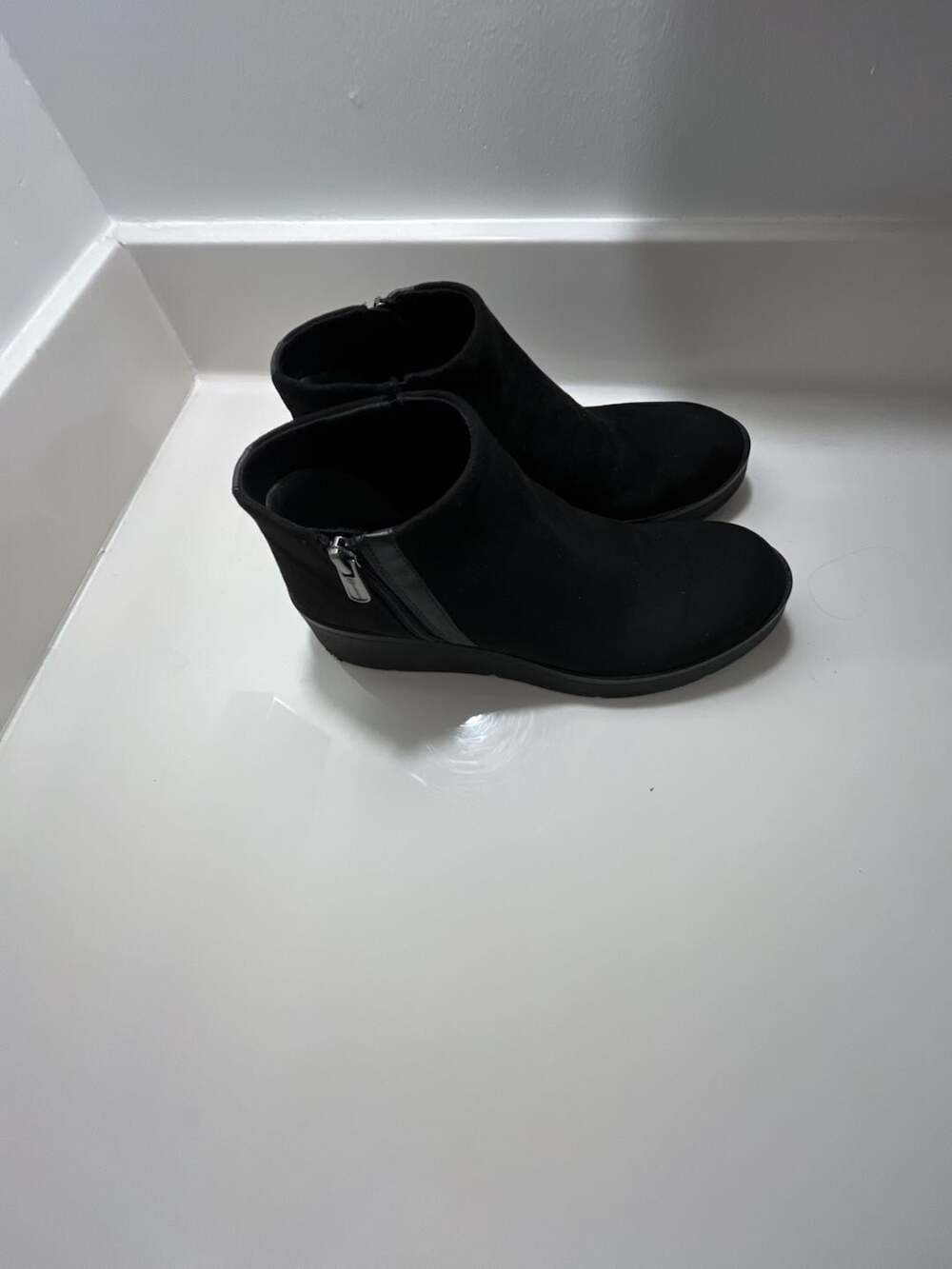 Bzees Women's Get Going Ankle Booties - Picture 2 of 10